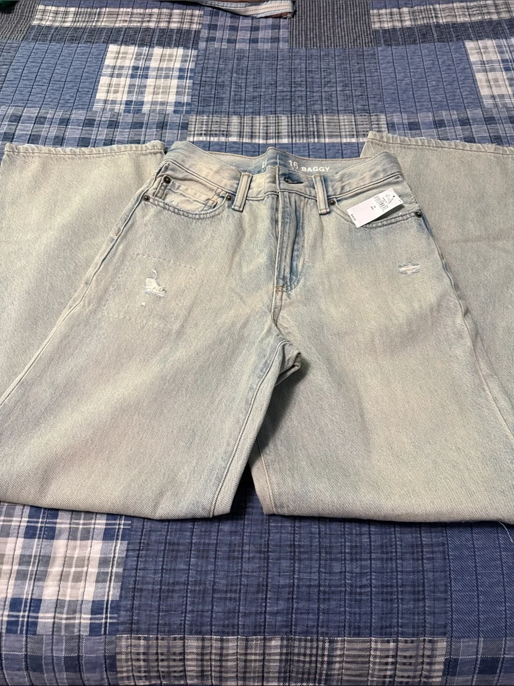 Gap Boys Baggy Light Blue Distressed boys  Jeans 16 slim Baggy NWT